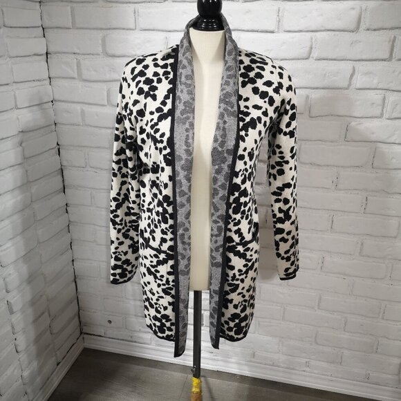 Cynthia Rowley Ladies Size Large Beige & Black Animal Print open Cardigan - Picture 1 of 11